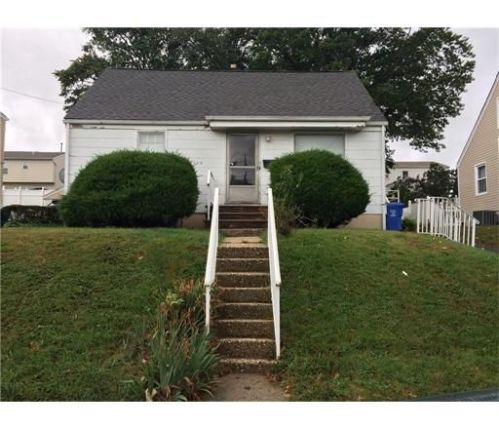 113 Strawberry Hill Ave, Woodbridge, NJ 07095-2629