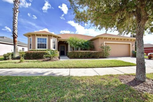 154 Vista Dr, Kissimmee, FL 34759-3667