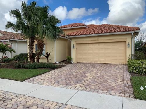 6224 Dorchester Way, Vero Beach, FL 32966-6490