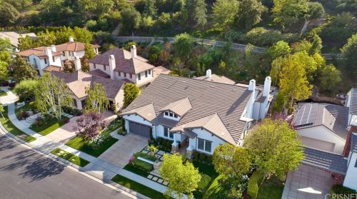 3825 Prado Del Trigo, Calabasas CA  91302-3638 exterior