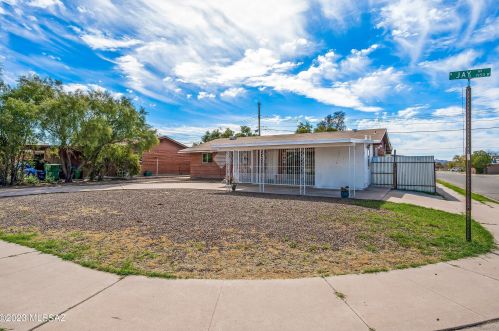 4449 Jay Ave, Tucson, AZ 85705-2121