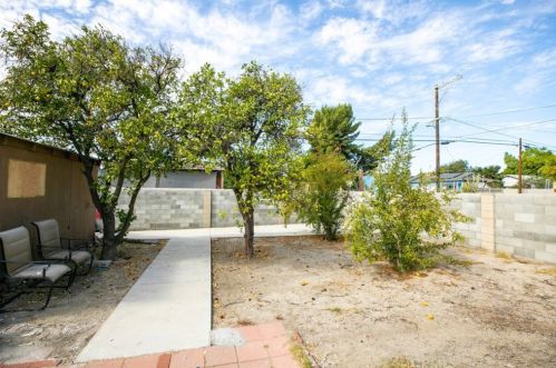 7659 Tujunga Ave, North Hollywood CA  91605-2937 exterior