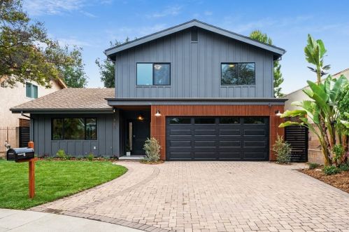 4070 Bakman Ave, North Hollywood CA  91602-3302 exterior