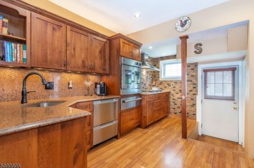 77 1st Ave, West Paterson NJ  07424-1531 exterior