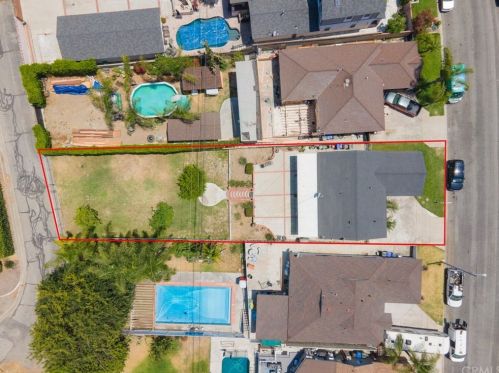 10835 Little Lake Rd, Downey, CA 90241-3103