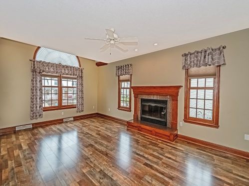 1640 Norman Dr, Sewickley PA  15143-8557 exterior