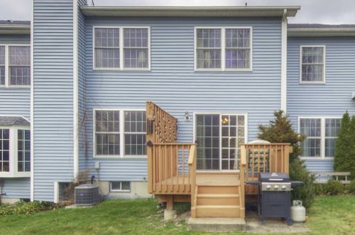 268 Pinebrook Dr, Hyde Park, NY 12538-1854