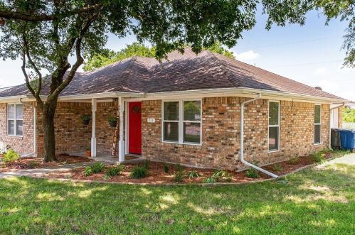 918 Prairie Creek Dr, Princeton, TX 75407-6523
