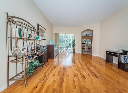 1673 Oak Park Ct, Tarpon Springs FL  34689-3891 exterior