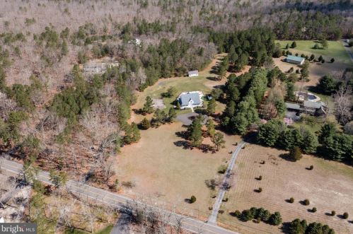 186 Sooy Pl Rd, Southampton NJ  08088-3561 exterior