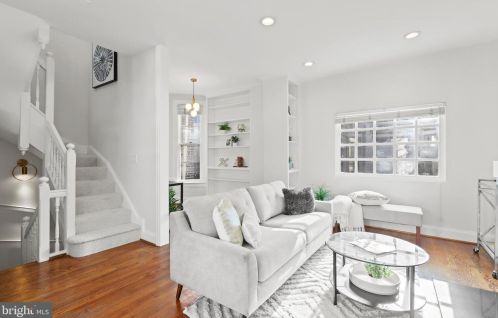 1508 Swann St, Washington DC 20009-3942 exterior