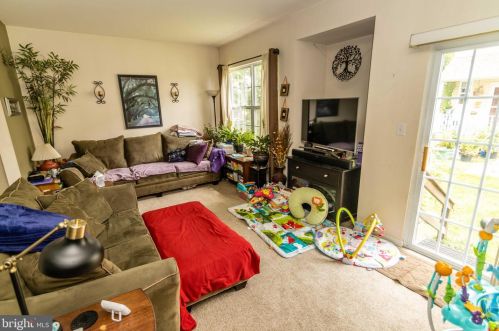1002 2nd Ave, Prospect Park, PA 19076-2501