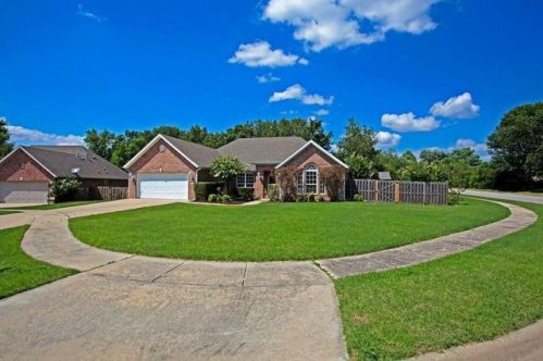 1015 River Meadows Dr, Fayetteville, AR 72701-7556