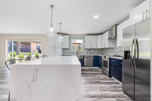 2704 Sanibel Blvd, Saint James City FL  33956-2232 exterior