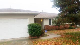 721 Vartikian Ave, Fresno, CA 93710-5434