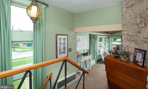 252 Redwood St, Hummelstown PA  17036-2619 exterior