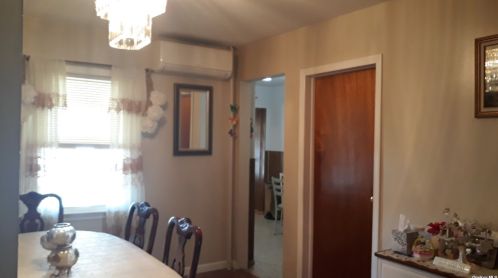 101-48 104th St, Jamaica, NY 11416-1122