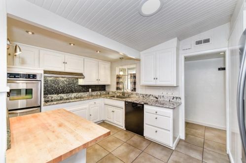 2558 Las Casas Way, Rancho Cordova CA  95670-3444 exterior