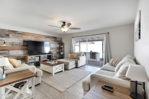 17827 9th Ave, Phoenix AZ  85023-1557 exterior