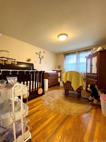 4 Poulin Dr, Putnam CT  06260-1010 exterior