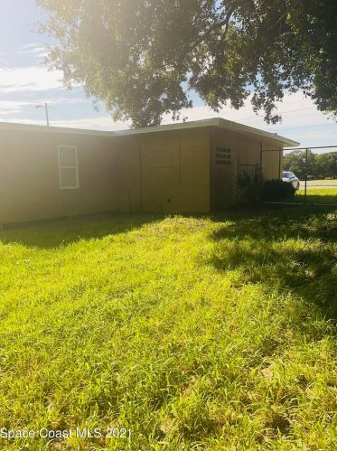1606 South St, Titusville FL  32780-3818 exterior