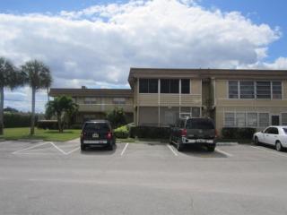 77 Saxony B, Delray Beach FL  33446-1804 exterior
