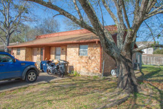 1231 Georgia St, College Station TX  77840-4213 exterior