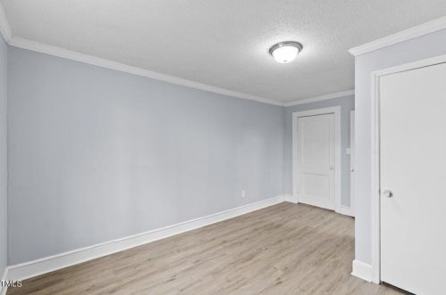 921 Graham St, Burlington NC  27217-6062 exterior