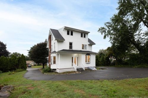 373 Quinnipiac Ave, North Haven, CT 06473-3718