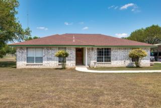 10355 Sunny Ln, Atascosa, TX 78002-3431