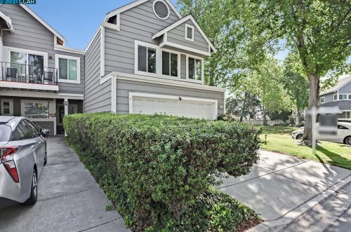 4330 Fairlands Dr, Pleasanton CA  94588-3428 exterior
