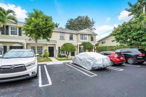 1034 Kokomo Key Ln, Delray Beach FL  33483-6034 exterior