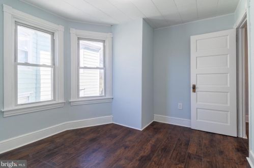 1407 Yates Ave, Boothwyn PA  19061-4635 exterior