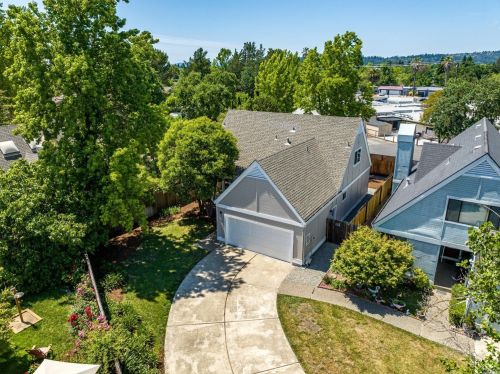2304 Sierra Creek Cir, Santa Rosa, CA 95405-7834