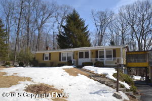 5140 Woodland Dr, Tannersville, PA 18372-7829