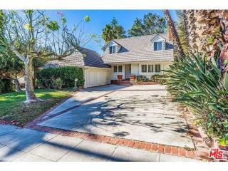 811 Doheny Dr, Beverly Hills CA  90210-3528 exterior
