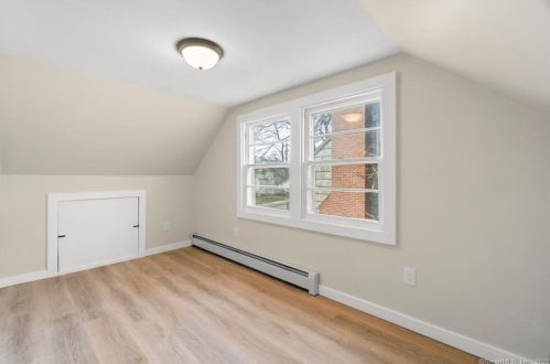 53 Cedar Grove Ave, United States Coast Guard Ac CT  06320-3732 exterior