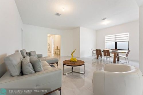 17451 41 St, Hollywood FL 33029-5035 exterior