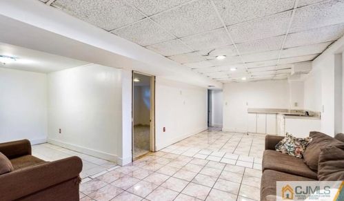 511 Center St, Piscataway NJ  08854-1462 exterior