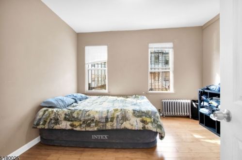 30 Grace St, Irvington NJ  07111-3506 exterior