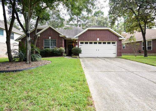 34 Rambling Ridge Pl, Conroe TX  77385-3551 exterior