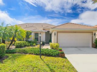 4328 Callista Ln, Sarasota, FL 34243-5255