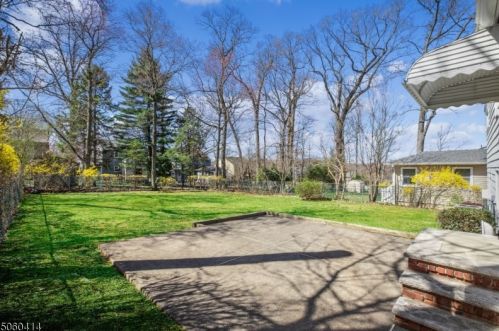 97 Woodland Ave, Verona NJ  07044-2207 exterior