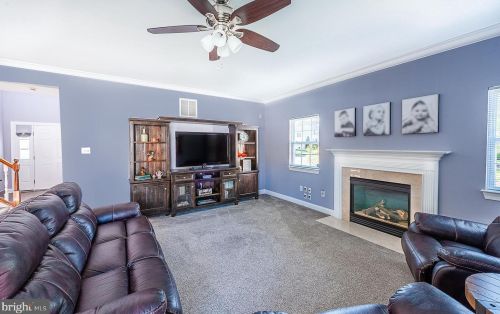 230 Beech Ln, Swedesboro NJ  08085-4034 exterior