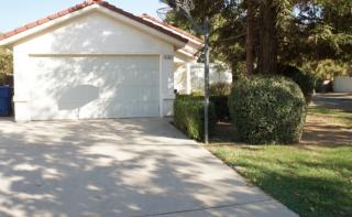 5132 Fremont Ave, Fresno, CA 93722-3695