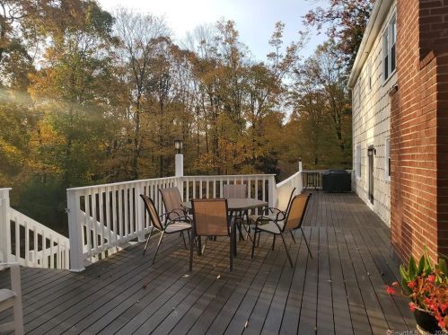 208 Guinea Rd, Stamford CT  06903-3709 exterior
