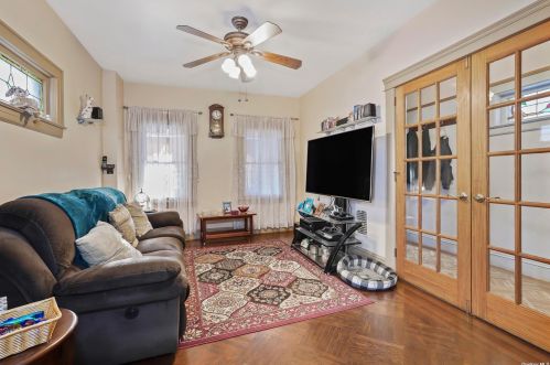 91-41 79th St, Jamaica, NY 11421-1101
