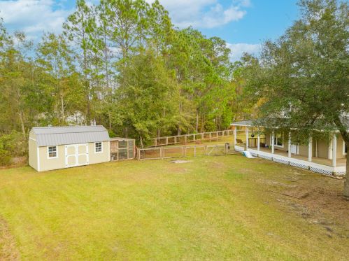 37 Magnolia Dr, Freeport FL  32439-3657 exterior
