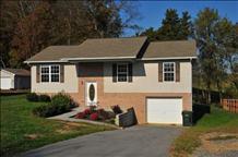2552 Big River Overlook Dr, Pigeon Forge, TN 37876-0432