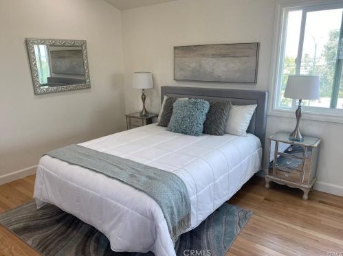 1143 23rd St, Manhattan Beach CA  90266-2927 exterior